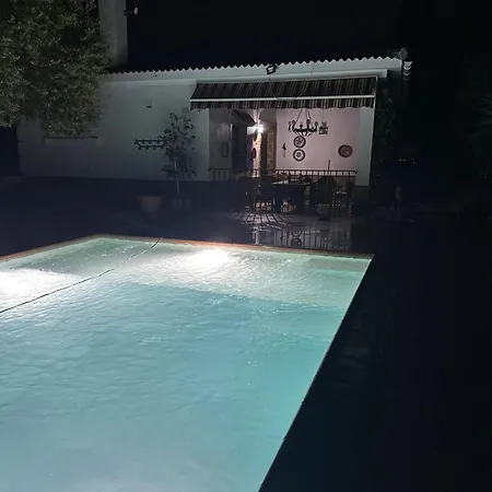 Spacious With Private Pool In Villa *